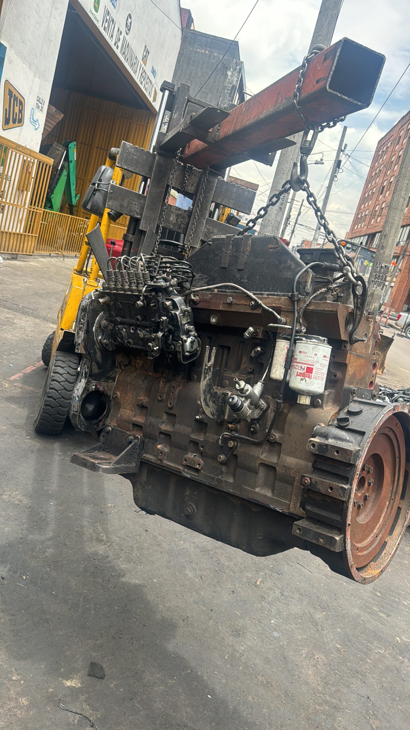 MOTOR Cummins 6CT 300 HP