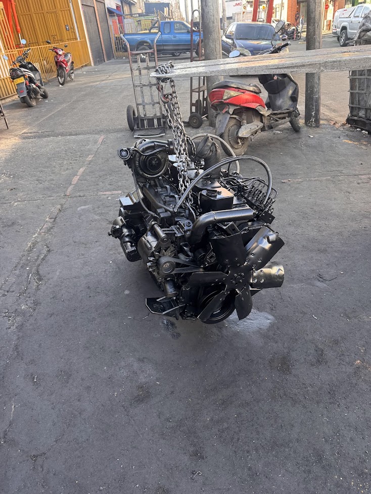Motor Cummins 6BT 5.9 Original Importado | Para Camiones, Buses, Maquinaria y Generadores en Colombia - Imagen 4
