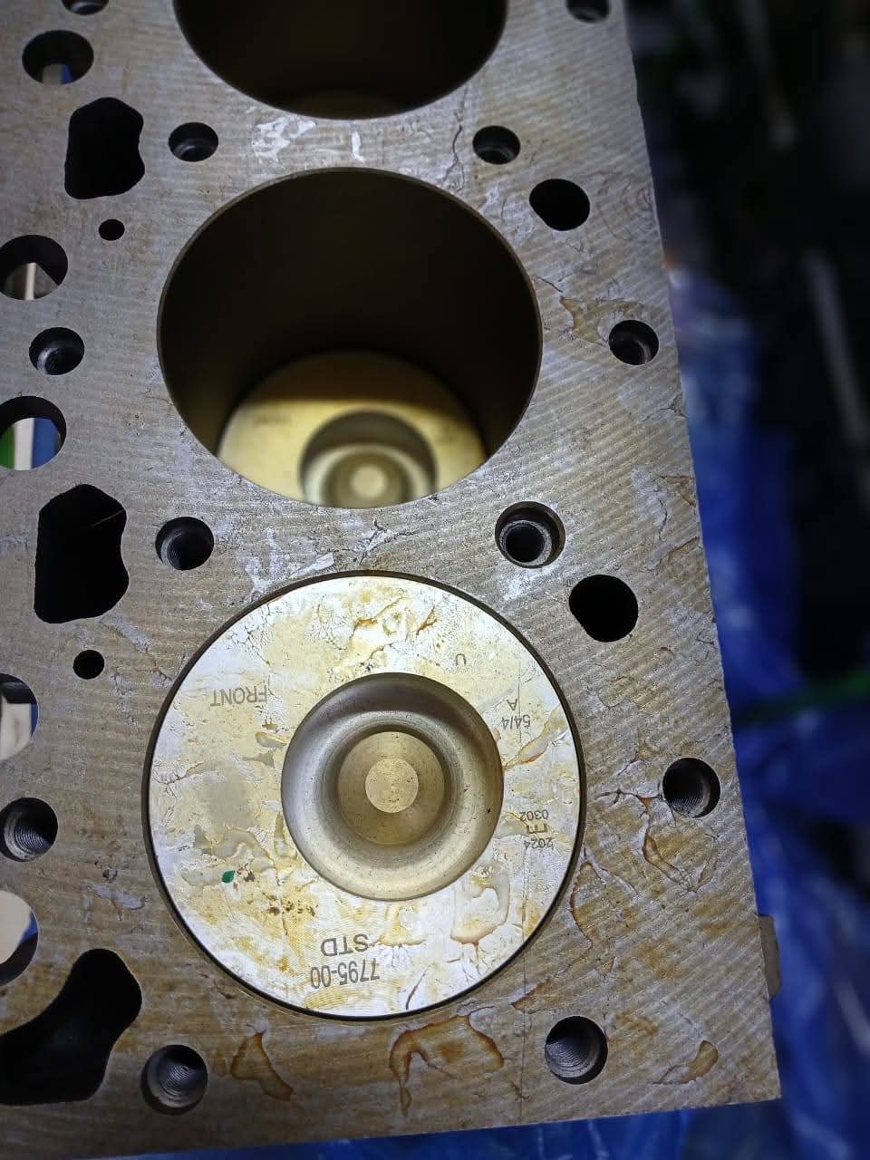 3/4 de motor cummins 6bt - Imagen 3