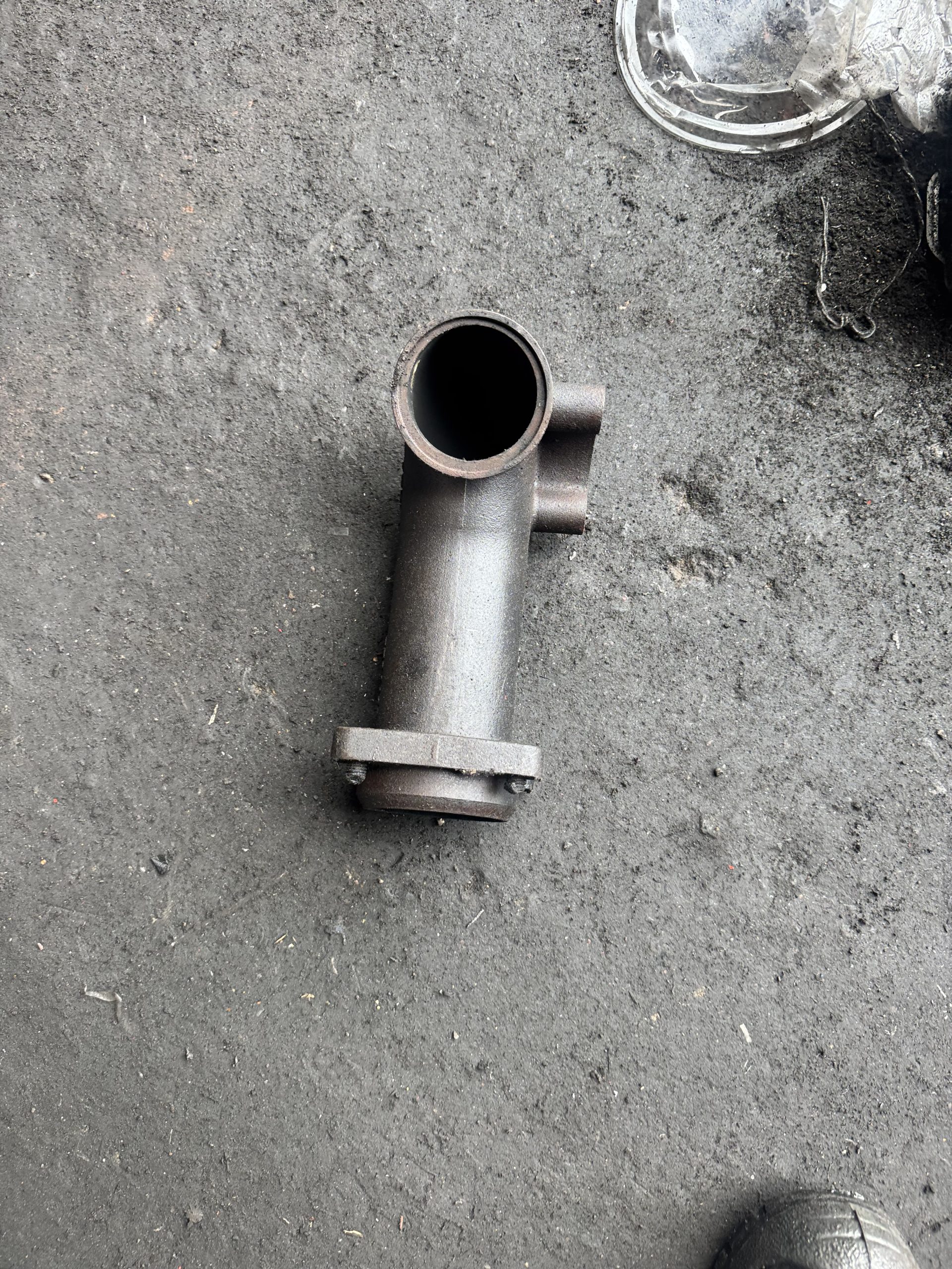 Salida de turbo cummins 6bt - Imagen 2