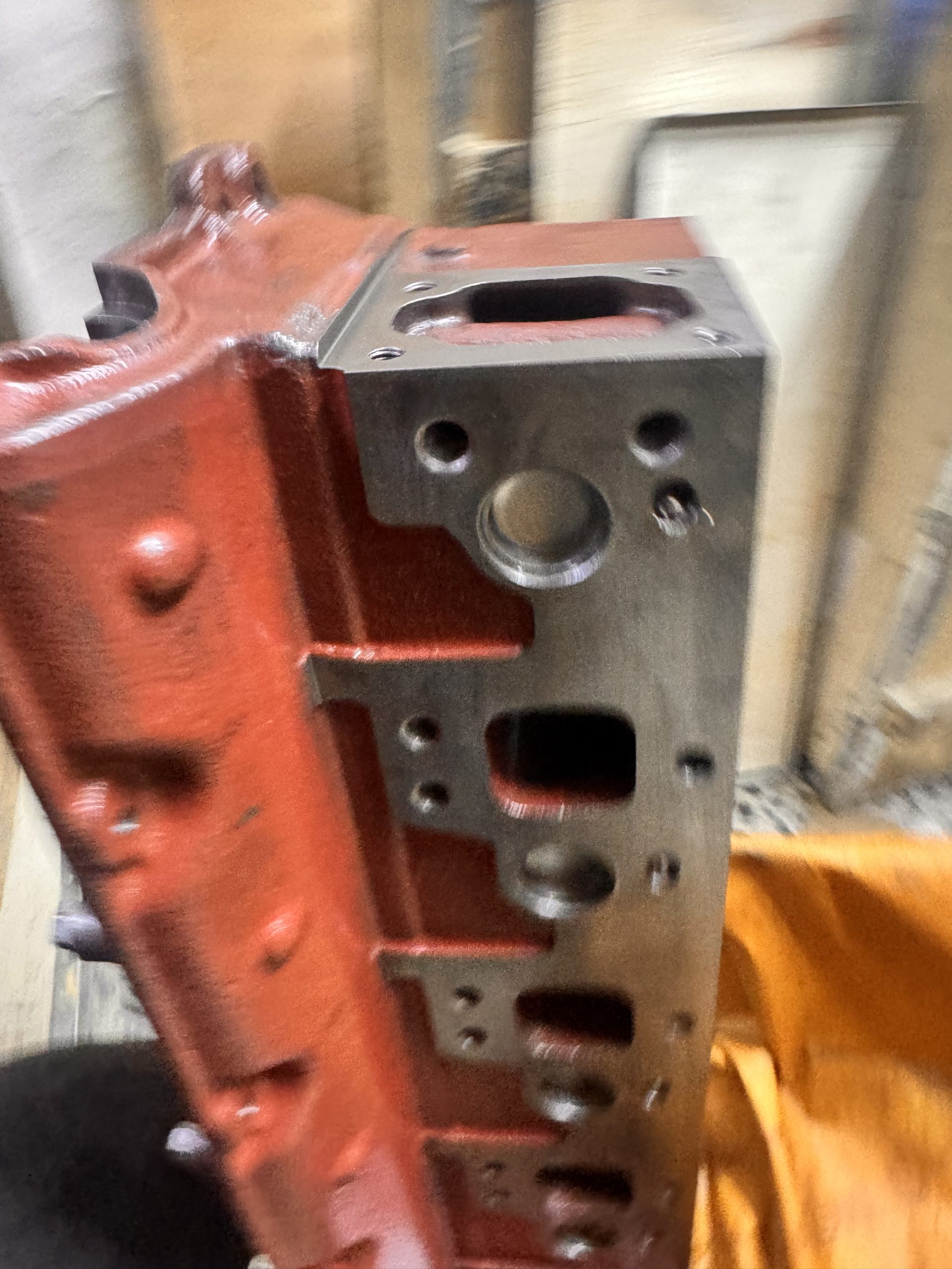Culata Hino J05E Serie 500 / Kobelco SK270 – Sin Válvulas - Imagen 3