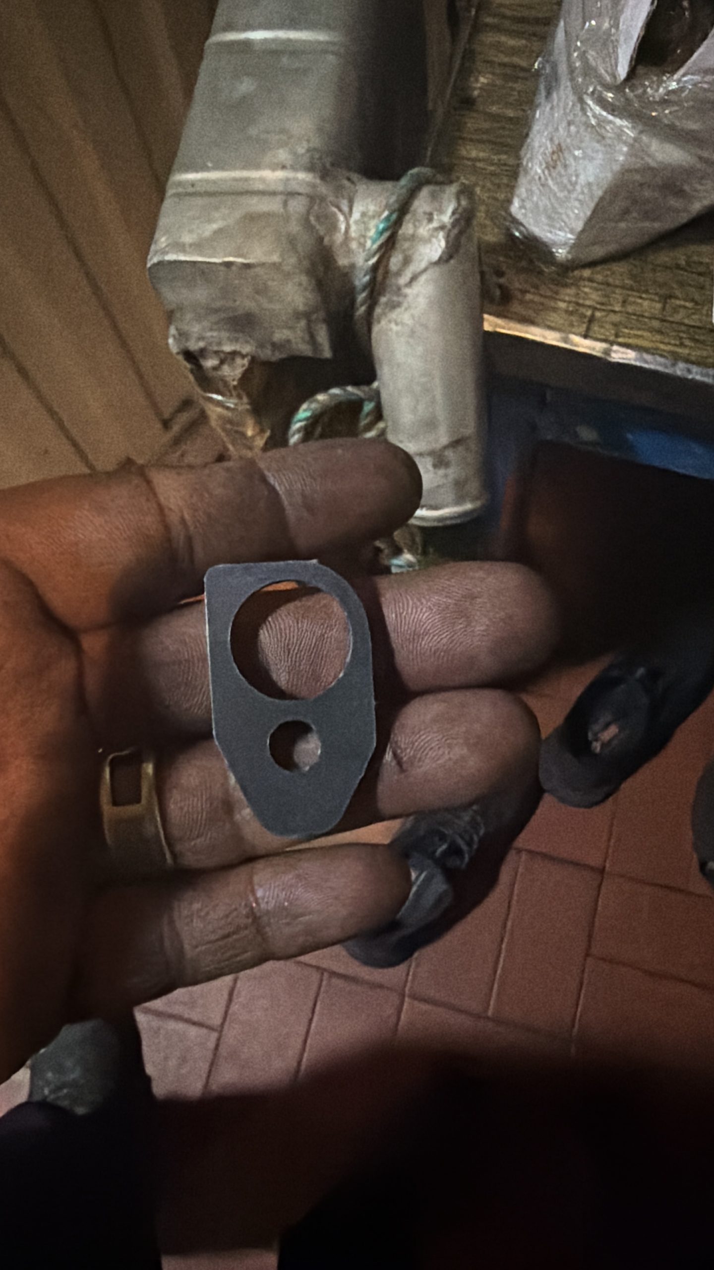 🔧 ADAPTADOR DE SENSOR DE CULATA IMPORTADO PARA ISUZU 4HK1 🔧