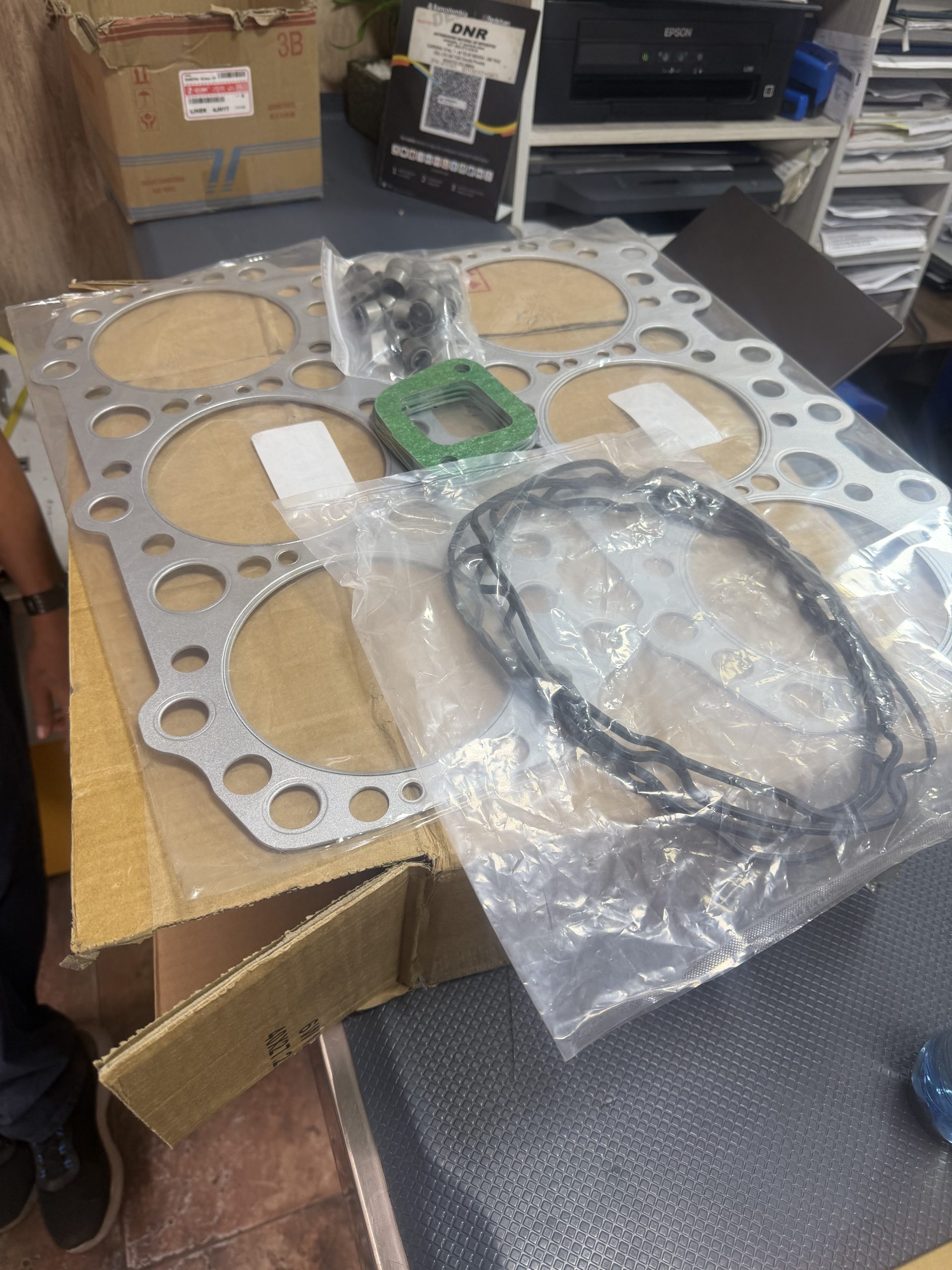 🔧 KIT OVERHAUL PARA MOTOR ISUZU 6RB1 – HITACHI EX400 🔧 - Imagen 4