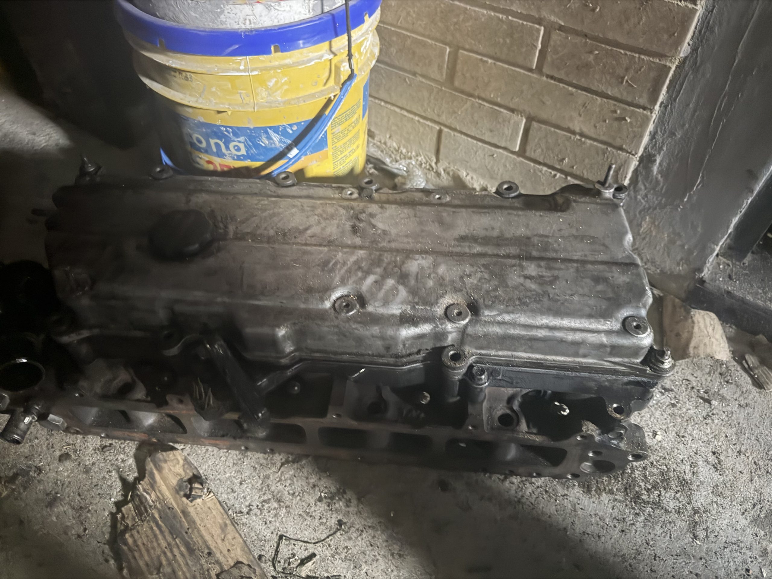 Culata de Motor Isuzu 4HK1 Importada Original | Cabeza de Motor para NQR, NPR y Maquinaria