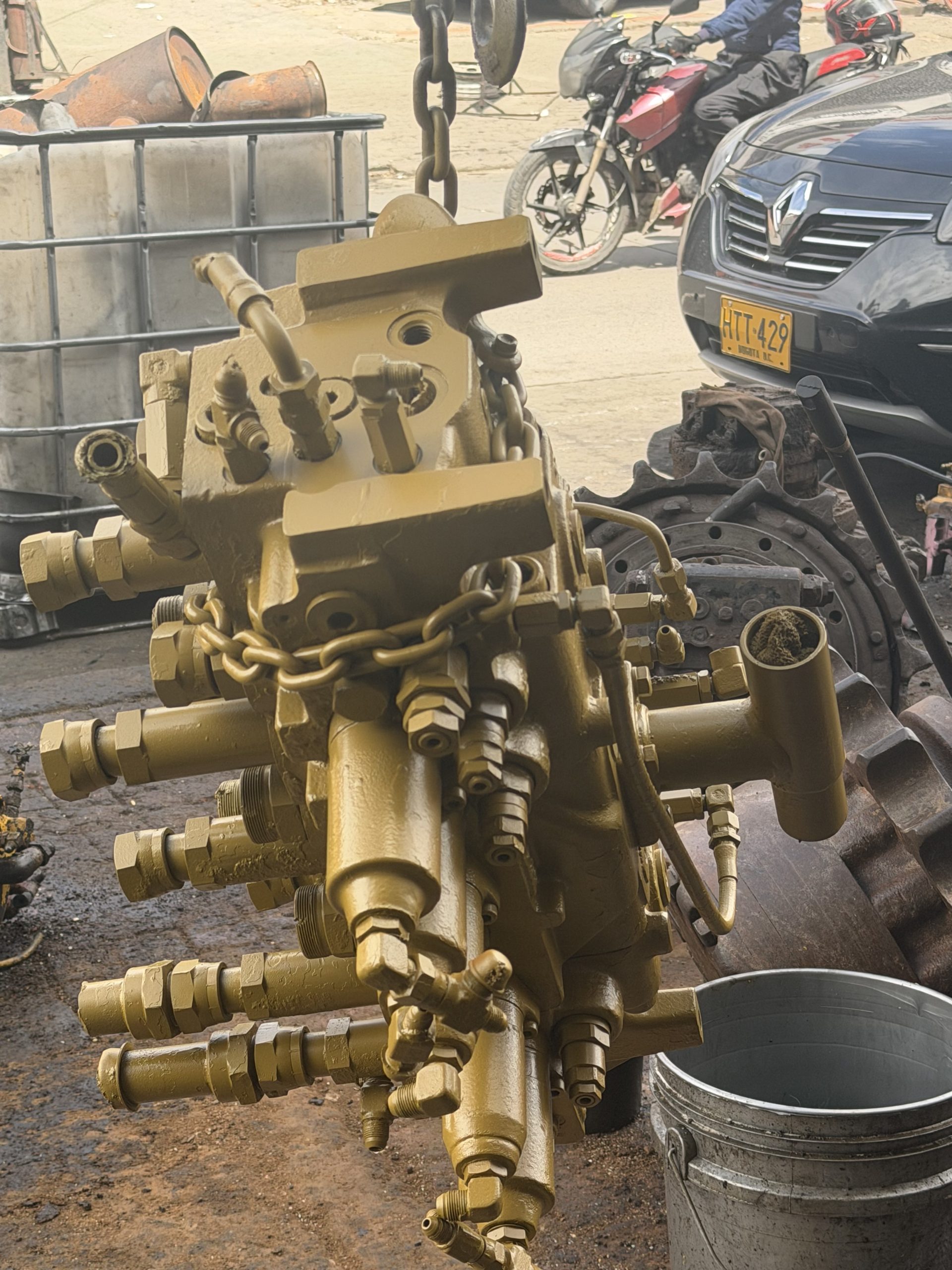 Banco de Válvulas Kobelco Mark IV – Válvula de Control Hidráulico Importada - Imagen 4