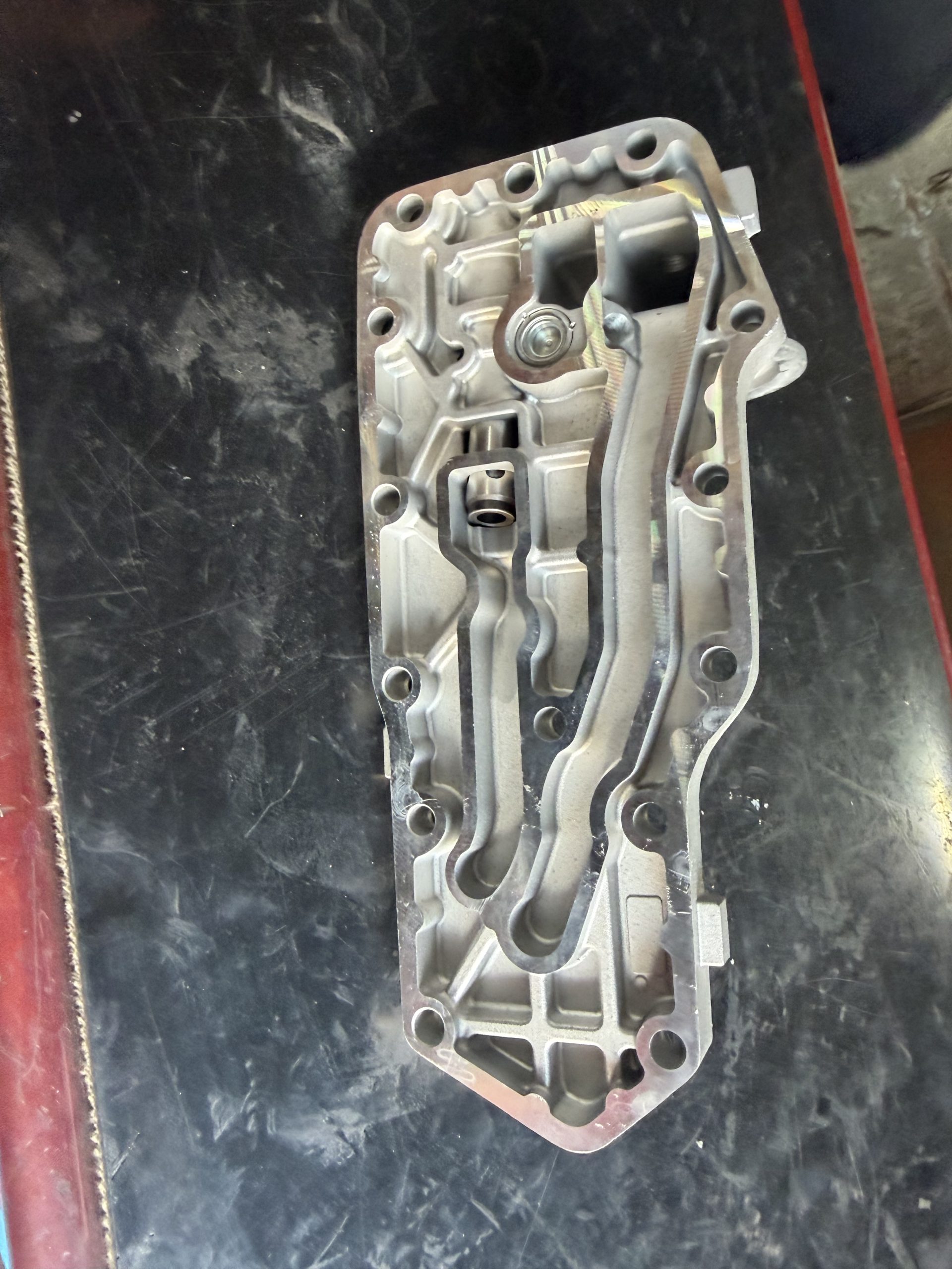 Base de Filtro de Aceite Cummins 4BT y 6BT | Repuesto para Motores B Series - Imagen 2