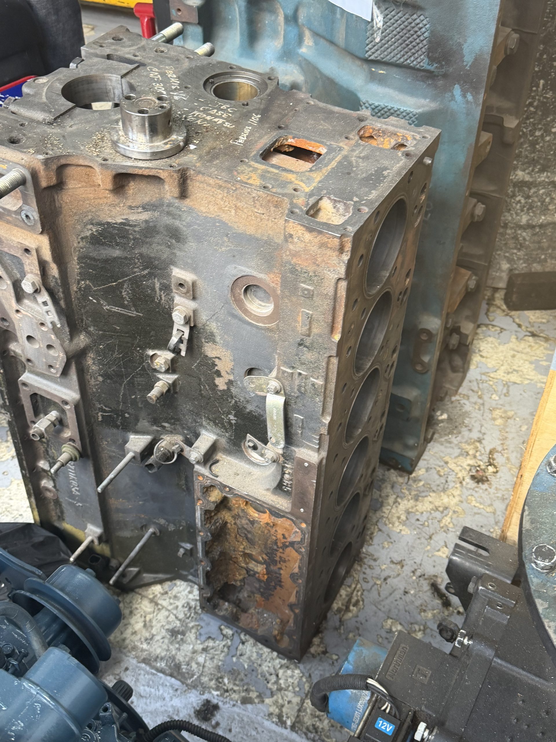 BLOQUE DE MOTOR PERKINS 1106 - Imagen 4