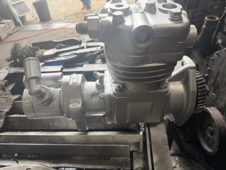 🔧 COMPRESOR + BOMBA HIDRÁULICA – CUMMINS 6CT