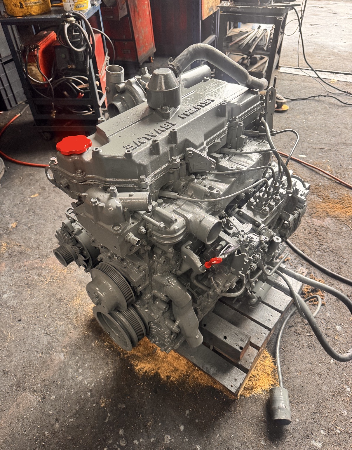 MOTOR ISUZU 4HK1 DE INYECCIÓN MECÁNICA PARA MAQUINARIA PESADA - Imagen 2